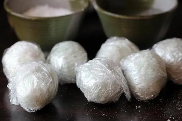 Hướng dẫn cách làm hột vịt muối tại nhà, đơn giản không tanh