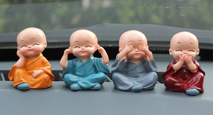 đồ trang trí xe ô tô tượng 4 chú tiểu