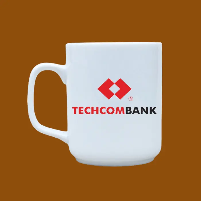 Ly sứ in logo Techcombank
