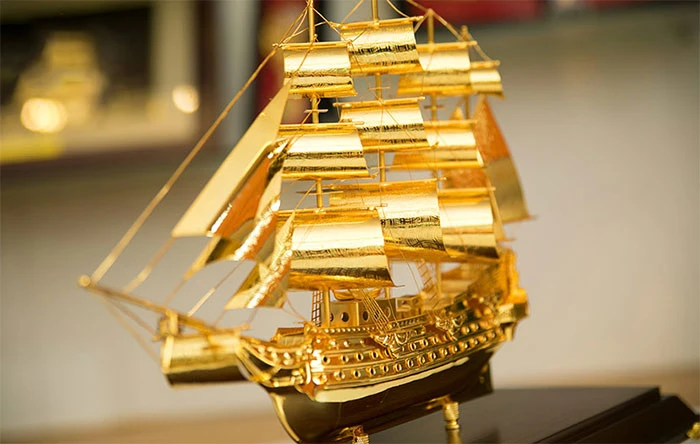 mô hình thuyền buồm
